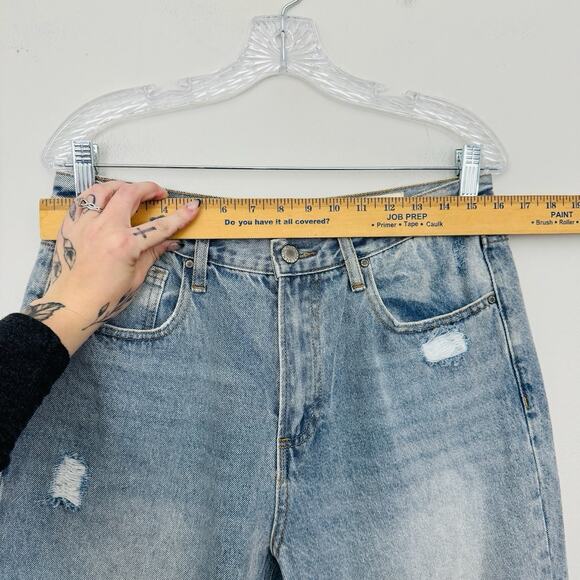 Wish List Gray Blue Mid Rise Straight Leg Distressed Jeans Women’s Size L - Picture 2 of 8